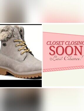 Lugz Taupe Faux Fur Collar Winter Boot with Gold Laces MAKE AN OFFER///